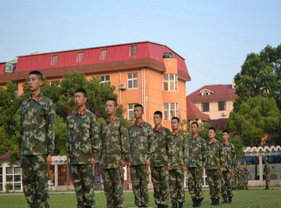 军事夏令营怎样培养孩子们的习惯？1