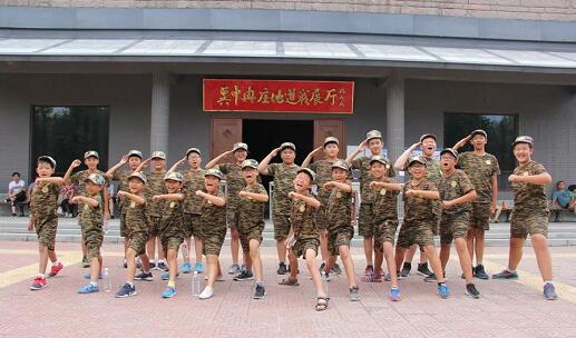中国青少年军事训练营北京营第七期营程正式结营2