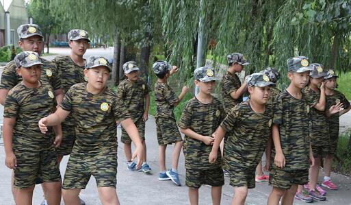 北京青少年暑期军事训练营训练哪些内容？4