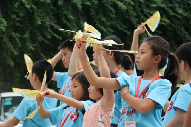 2018年心航线彩虹女孩暑期夏令营招生简章2