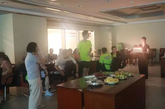2019清大紫育大数据智能应用研究性学习营之无惧挑战，逐梦未来6