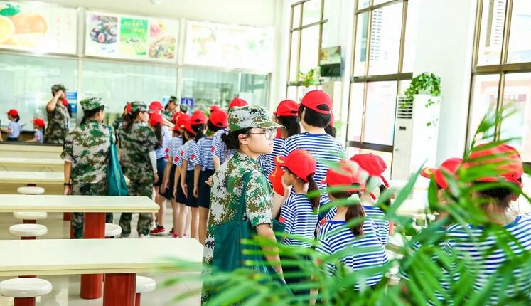 好习惯怎么养成？看上海西点军事夏令营怎么做4