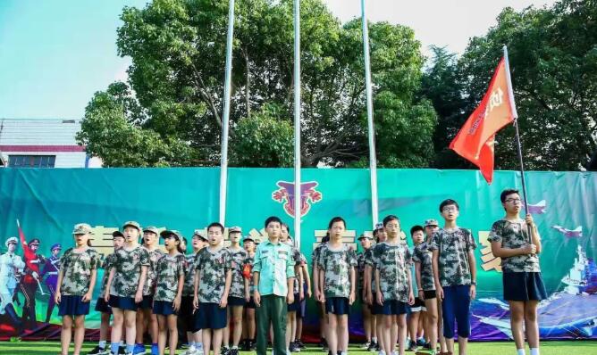 上海西点军事夏令营通过哪些活动培养孩子好习惯？2