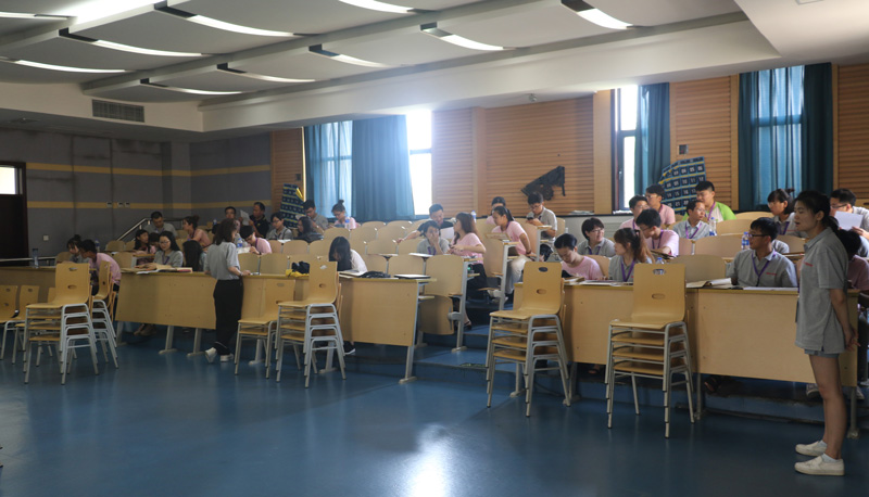 2018全国创新物理大赛决赛夏令营考试篇1