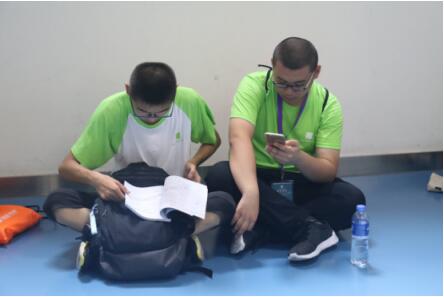 第二届全国创新数学大赛第三轮排位赛今日结束4
