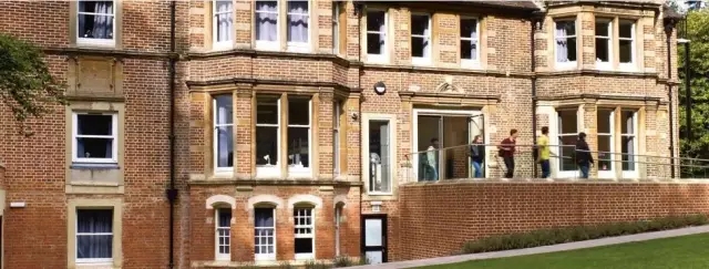 英孚教育英国牛津学霸进阶微留学体验营8