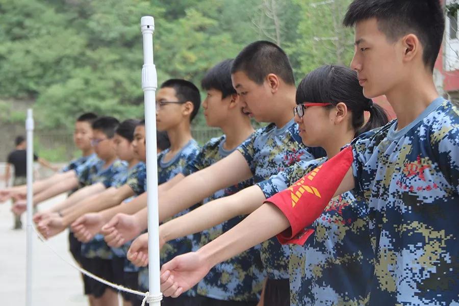 西点军事夏令营小特种兵成长记1