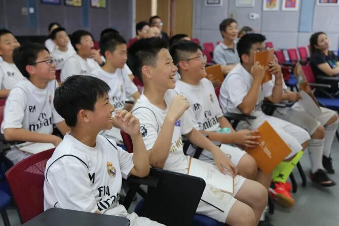 美高皇马足球夏令营第一期结营！小球员的“足球梦”正在出发！1